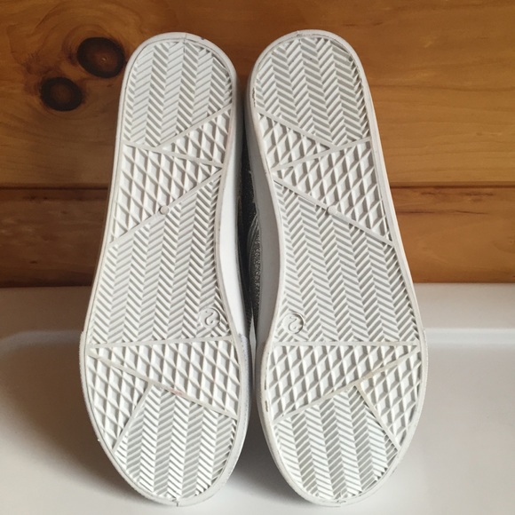 New silver glitter sneakers, size 2 kids - Picture 2 of 4
